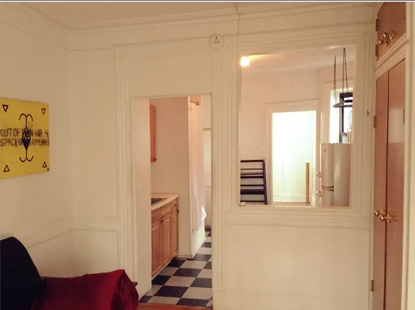 430 East 9th Street image 7 of 8