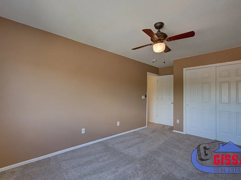 705 Witchhazel Ct — Photo 36