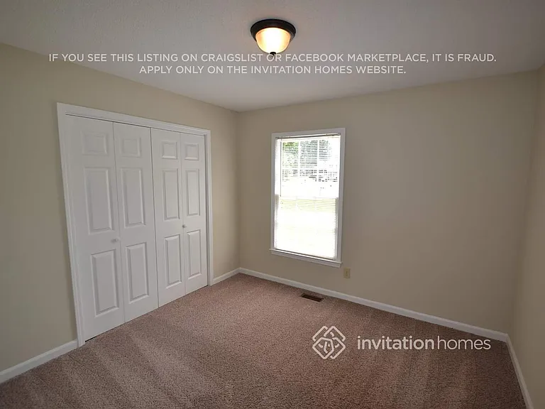 184 Nicole Dr — Photo 3