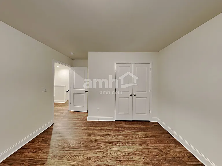 704 Callan Ct — Photo 28