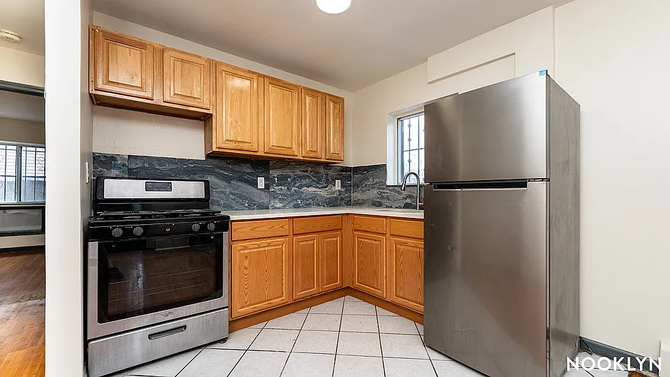 Building Photo - 2119 Atlantic Ave #1