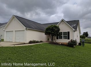 91 Oak Ridge Dr, Aragon, GA 30104