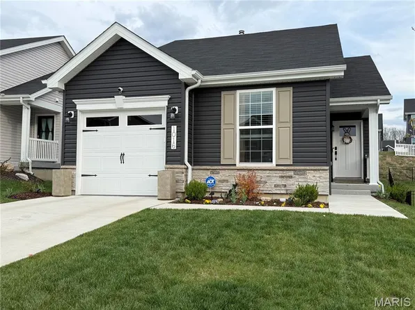 1016 Black Bear Dr, House Springs, MO 63051