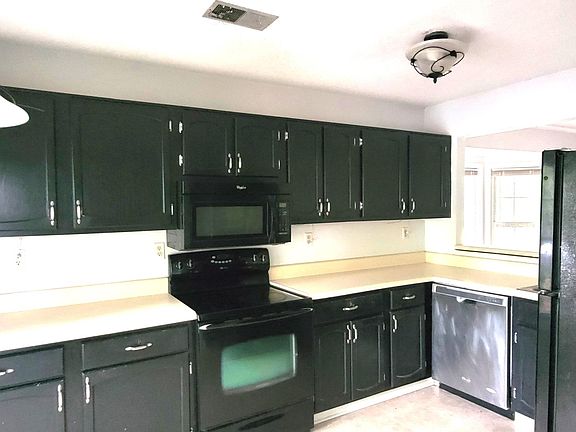 4th image of 5028 Laurel Springs Way SE