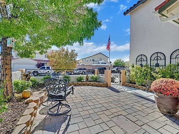 2nd image of 5540 Coyote Falls Ct