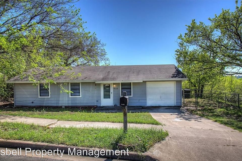 1st image of 615 Traci Dr