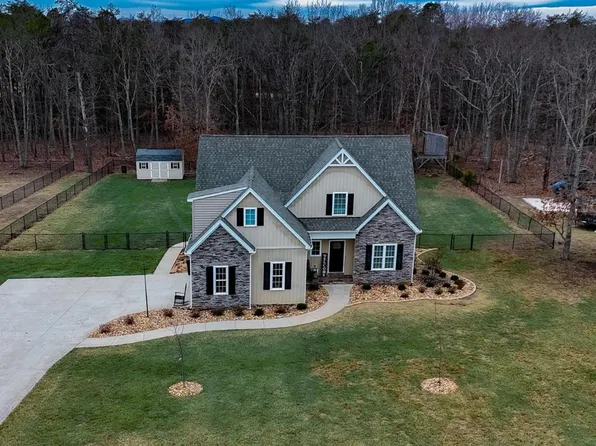 217 Sunset Ridge Dr, Concord, VA 24538