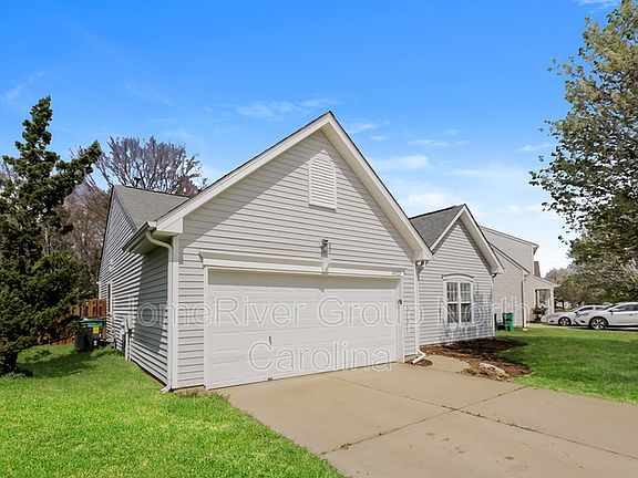 3rd image of 14522 Arlandes Dr