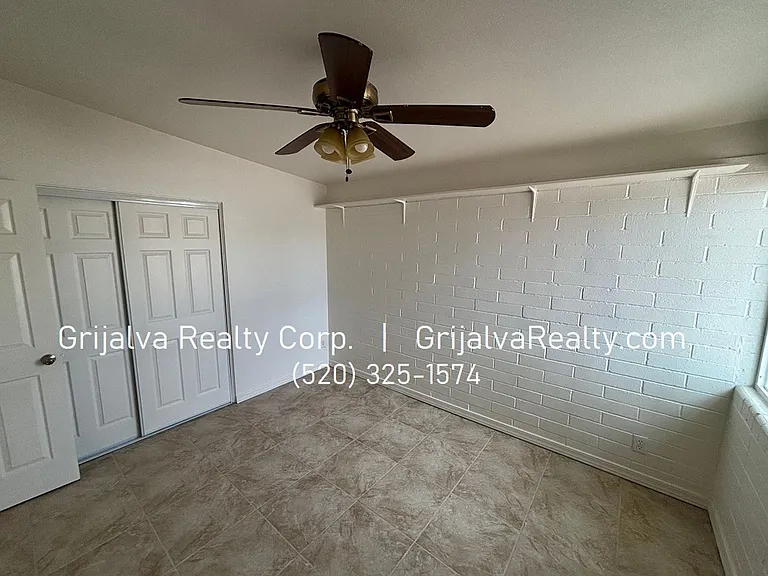 7421 E Rose Dr — Photo 5
