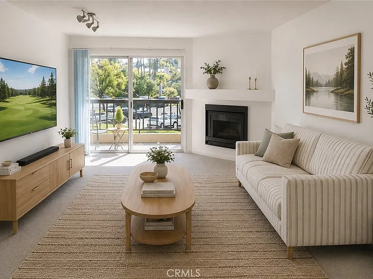 21500 Burbank #222 — Photo 1