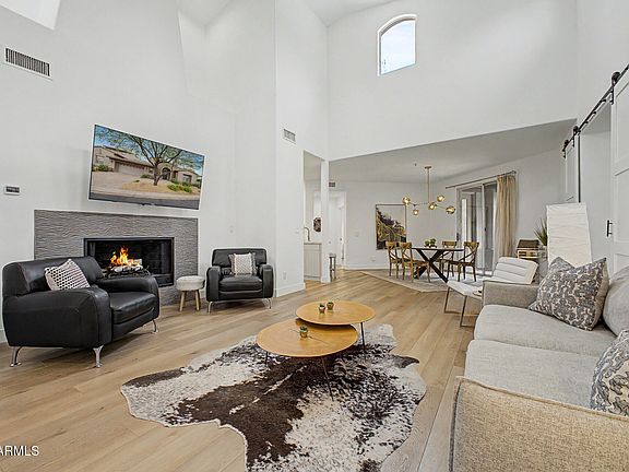4th image of 20802 N GRAYHAWK Drive #1096