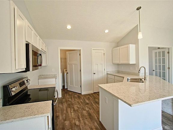 5th image of 4231 Rushton Dr