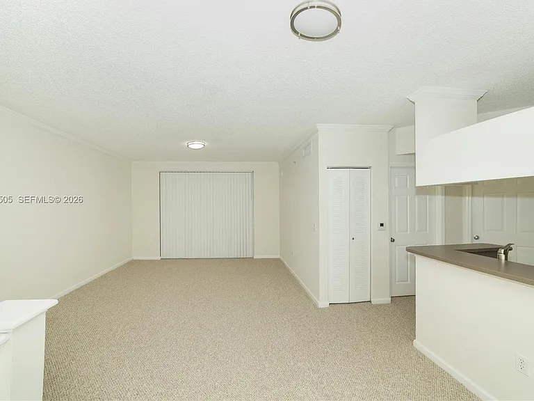 17145 N Bay Rd #4203 — Photo 2
