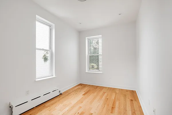 Rented by Compass | media 7