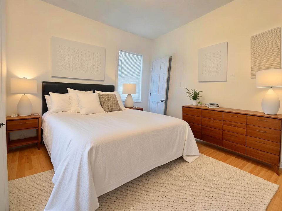 1st image of 64 Trafford St #3