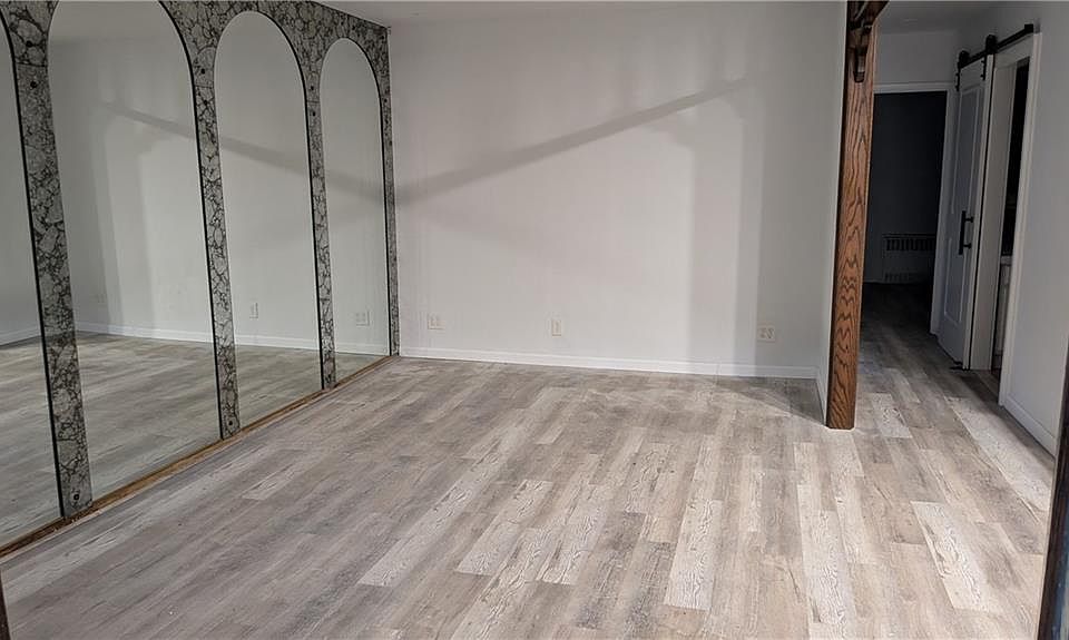 2nd image of 8887 15th Ave Floor 1