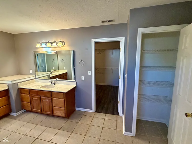 12102 Raiders Blvd — Photo 41