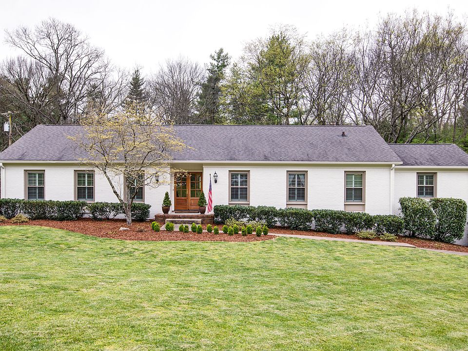 1st image of 1131 Stonewall Jackson Ct