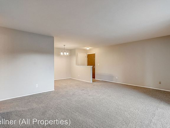 4th image of 721 745th St #12447816