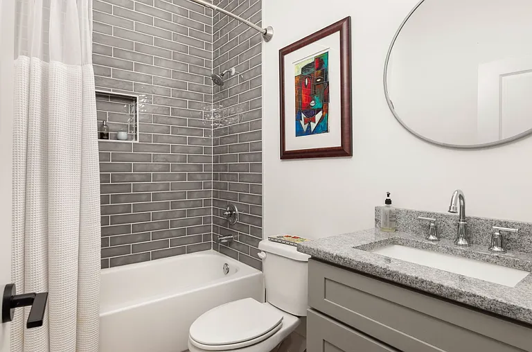 1110 Monroe Dr NE #A — Photo 15