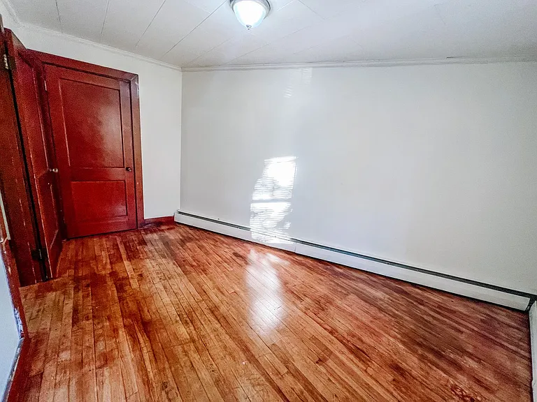 41 Washington St — Photo 13