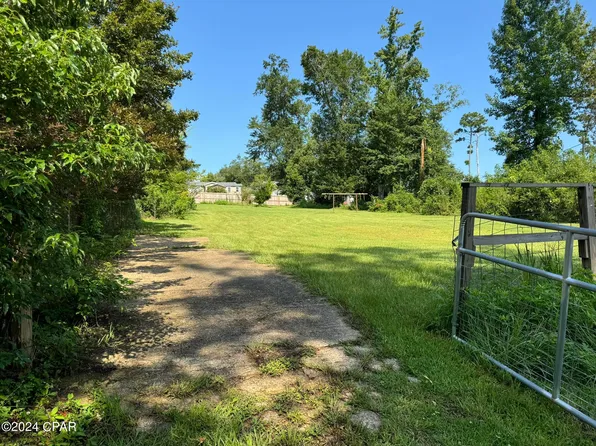 700 Pine Ave, Chattahoochee, FL 32324