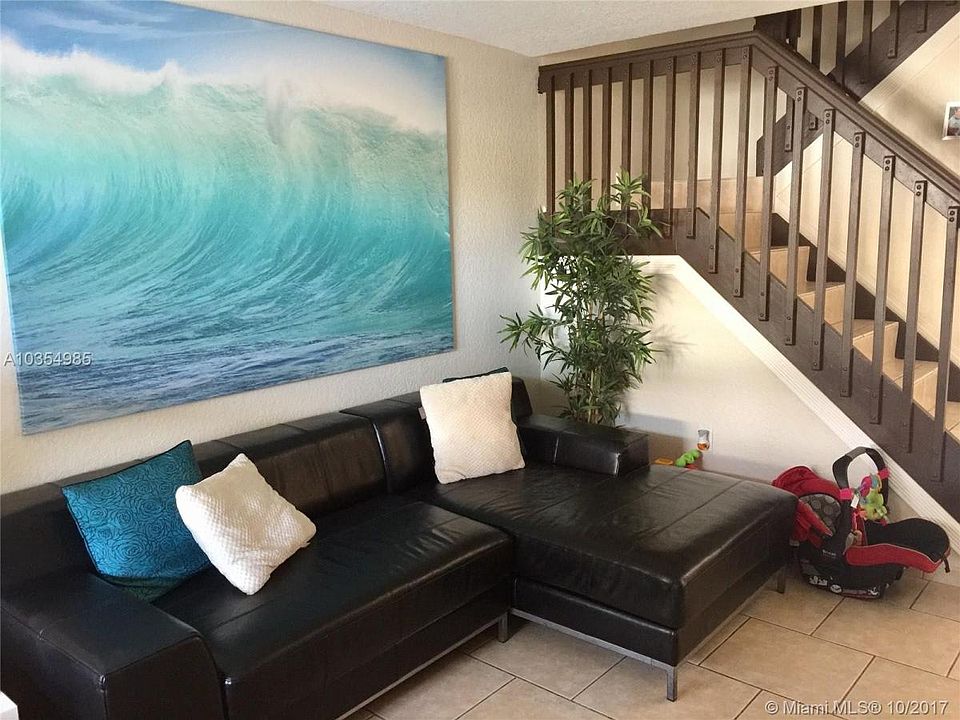 1st image of 4902 Palm Garden Ln