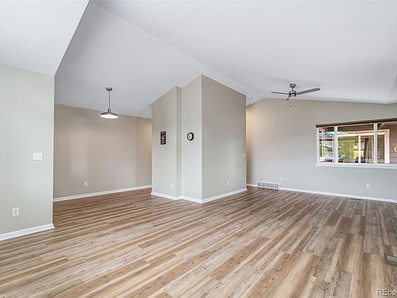 4th image of 812 Brookside Drive