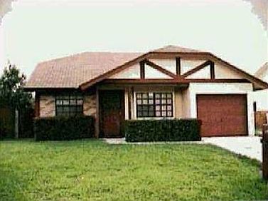 1st image of 23440 Country Club Dr E