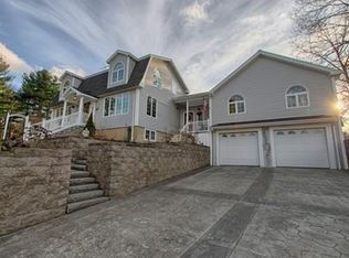 37 Rachel Rd, Dracut, MA 01826