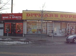 4620 Ditmars Blvd, Astoria, NY 11105