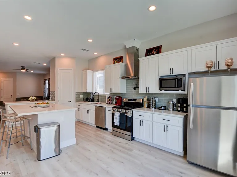 5534 Stormy Night Ct — Photo 10