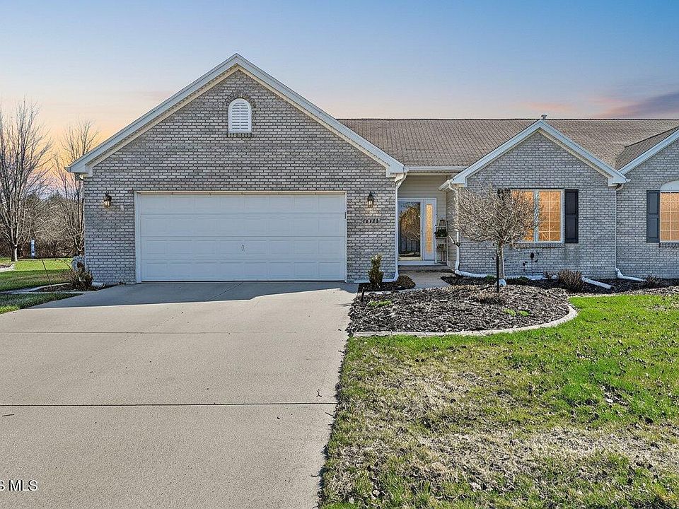1st image of 26442 E Wexford Dr