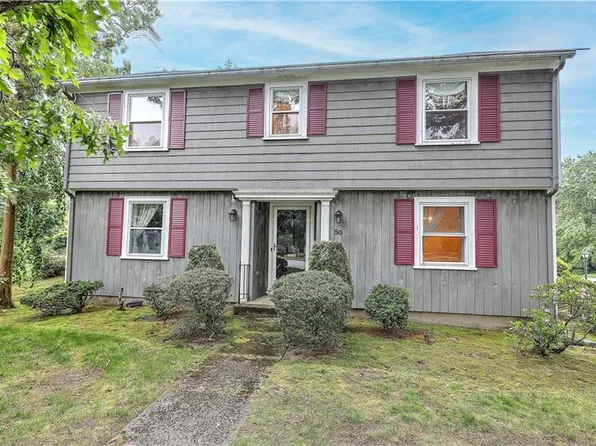 50 Cambria Ct, Pawtucket, RI 02860