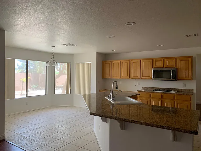 251 Grand Olympia Dr — Photo 9