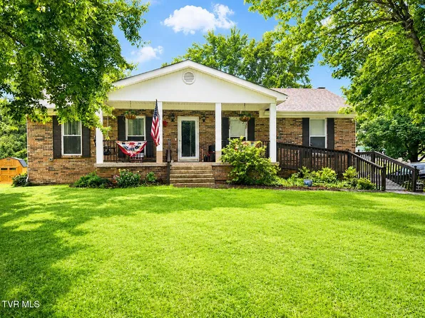 103 Everhart Dr, Tusculum, TN 37745