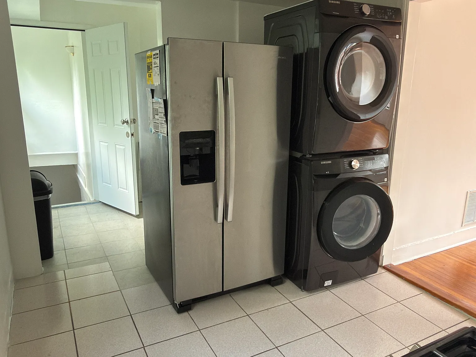 2 bed, 1384 sqft, $1,900 — Photo 3