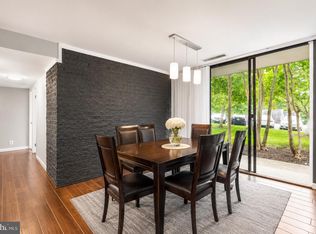 16 S Van Dorn St APT 103, Alexandria, VA 22304