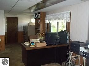 4th image of 1144 W Lake St