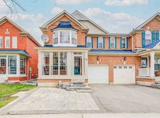 7 Bern St, Markham, ON L6E1G7