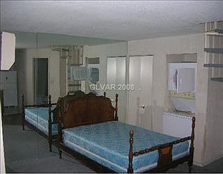 5th image of 490 Elm Dr Unit 205
