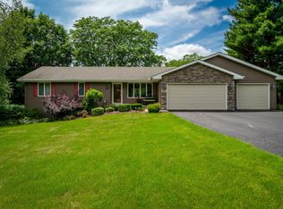 5573 Shrewsbury Ln, Rockford, IL 61109