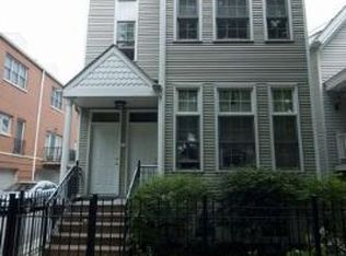 1518 W School St #3, Chicago, IL 60657