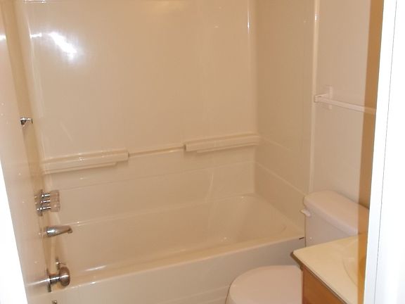 2nd Floor Bathroom