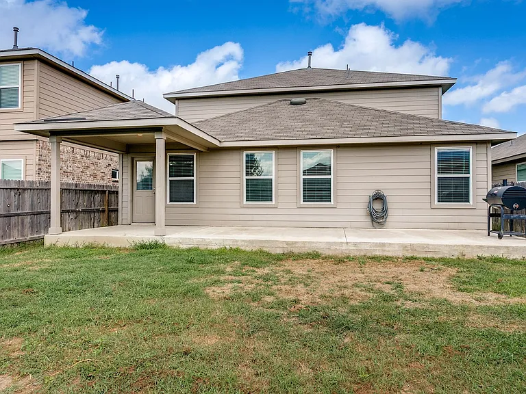 9908 Bratten Rise — Photo 25
