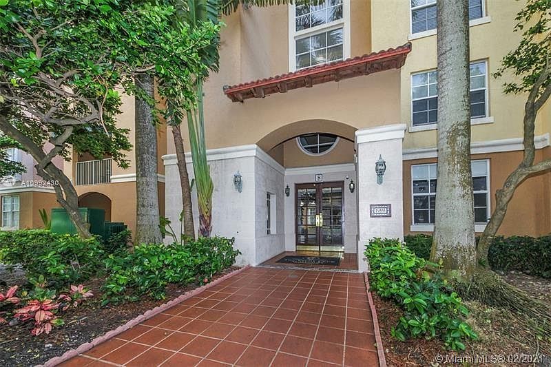 1st image of 19501 E Country Club Dr #9307