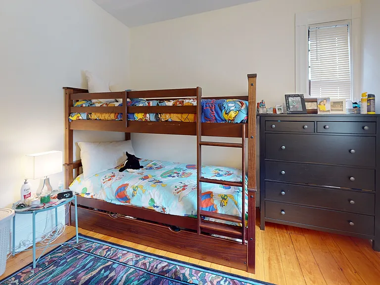 27 Cypress St — Photo 7