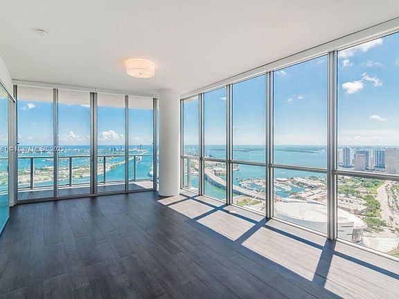 5th image of 1100 Biscayne Blvd Unit 5401