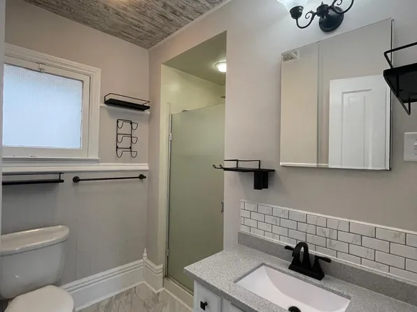 610 S Westnedge Ave, Kalamazoo, MI 49007