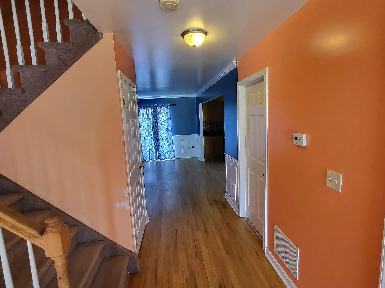 3 bed, 2.5 bath, 1940 sqft, $3,300 — Photo 4